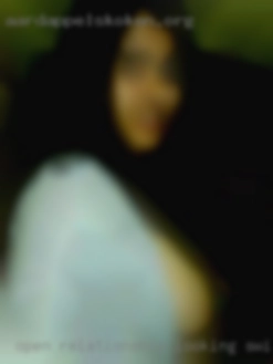 Open relationship swinger parties looking for fun.