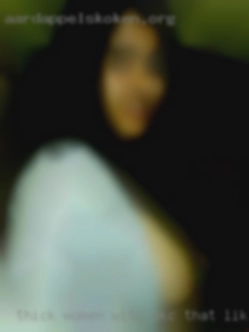 Thick women with big OKC that like to fuck tits and ass.
